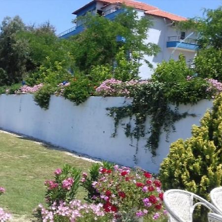 Residence Jazoj Vlorë Екстериор снимка