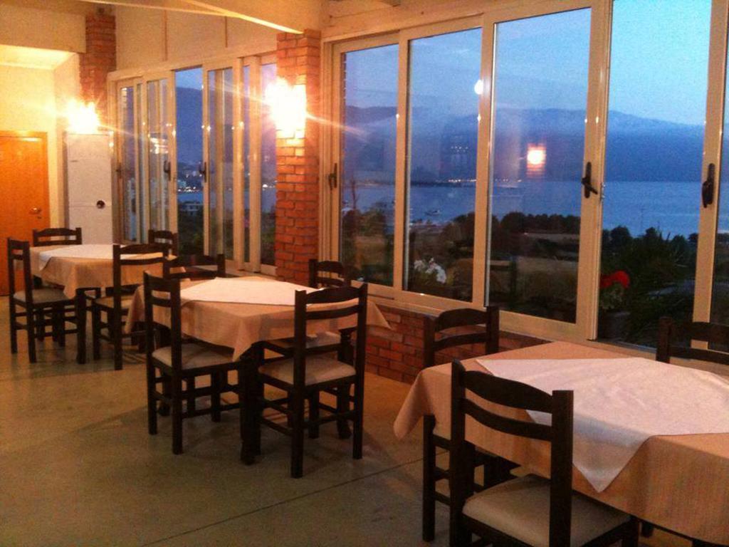 Residence Jazoj Vlorë Екстериор снимка