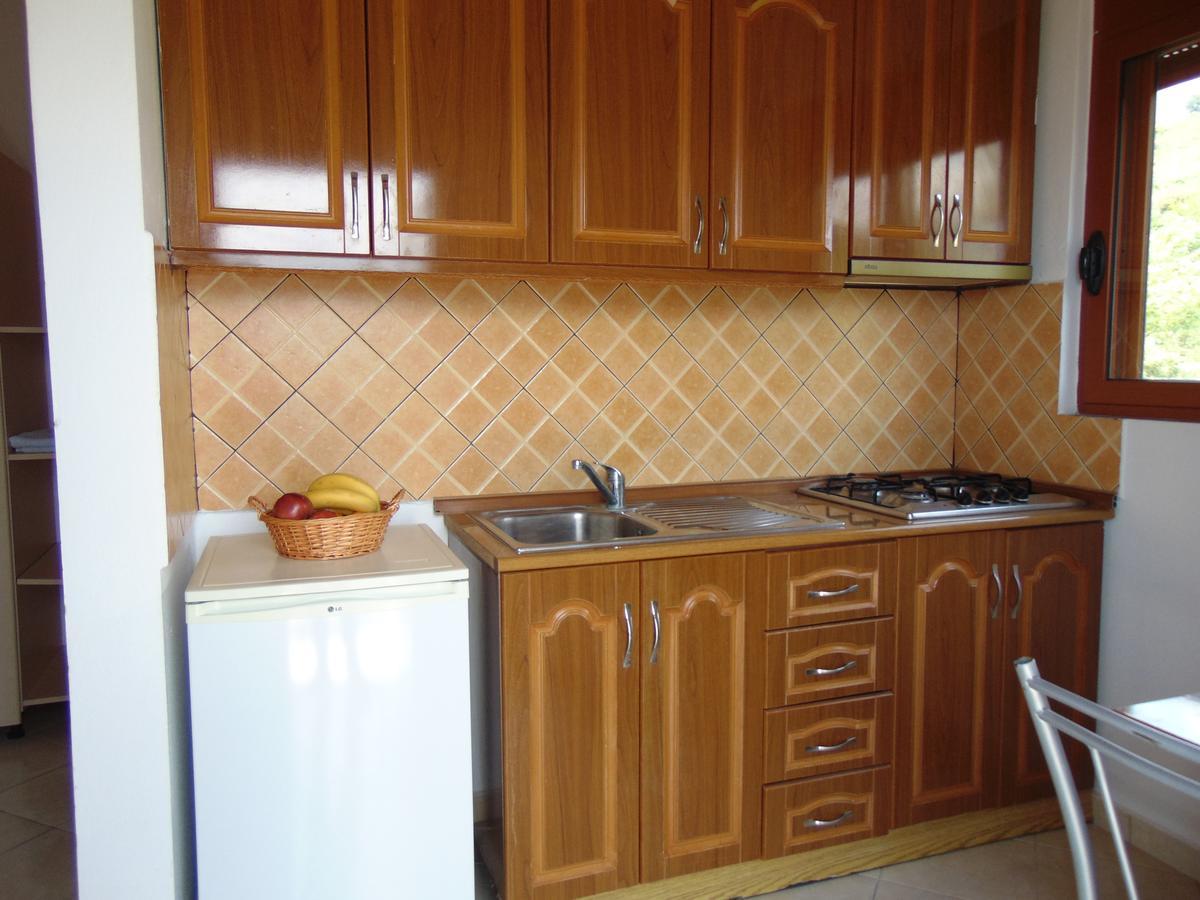 Residence Jazoj Vlorë Екстериор снимка