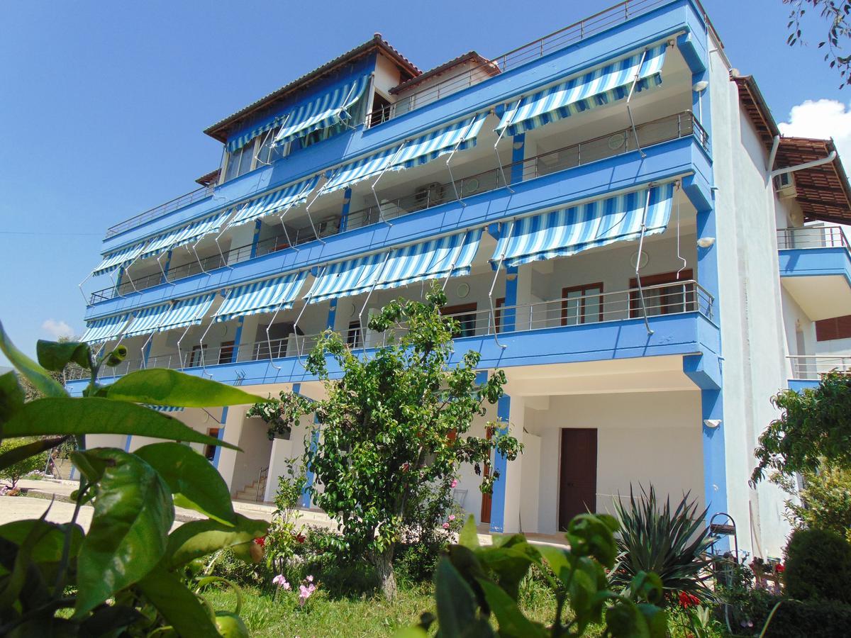 Residence Jazoj Vlorë Екстериор снимка