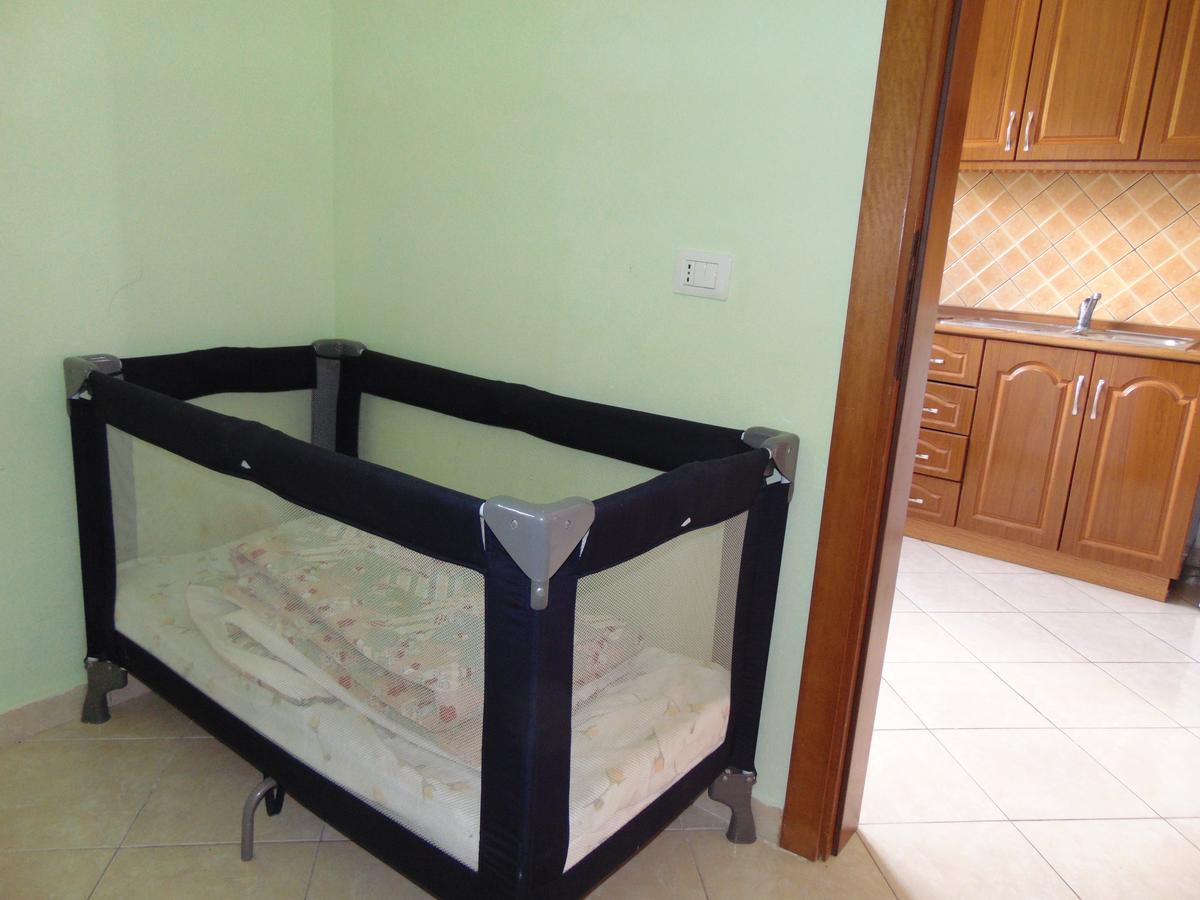 Residence Jazoj Vlorë Екстериор снимка