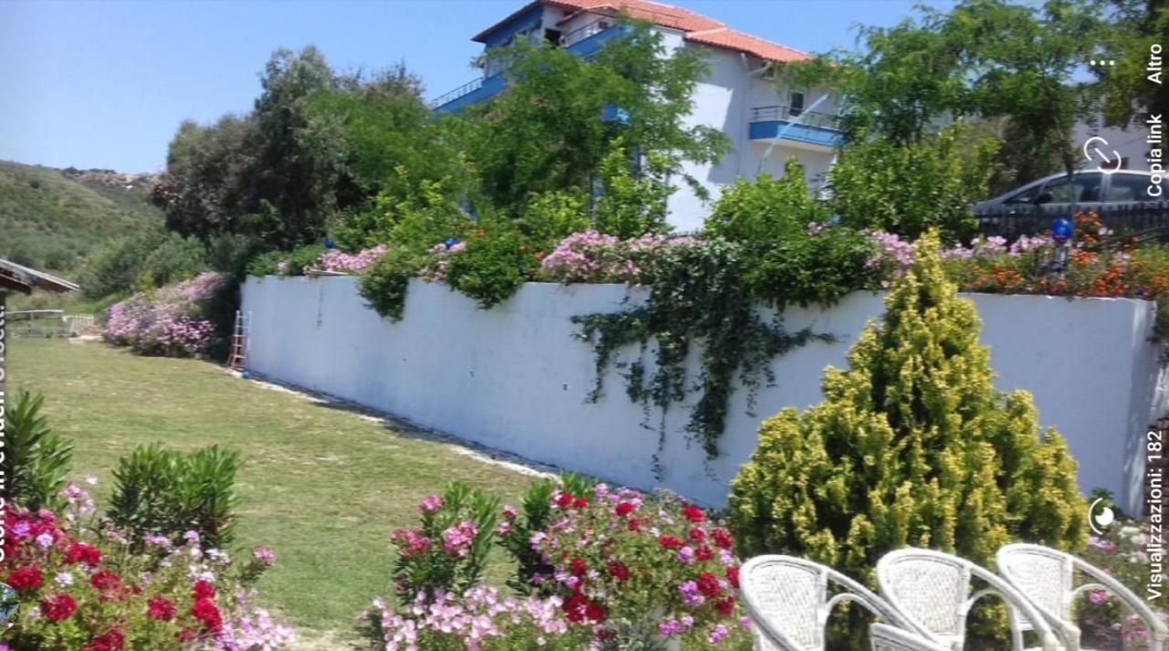 Residence Jazoj Vlorë Екстериор снимка
